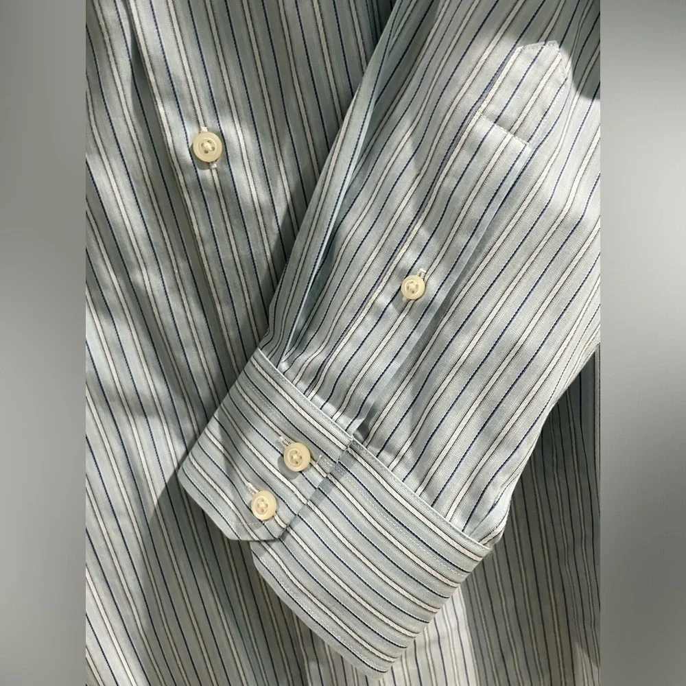 Banana Republic Men's Non Iron Slim Fit Shirt, size XL, new!